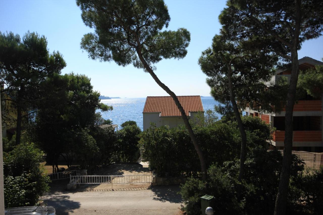 Apartments By The Sea Rovinj - 3373 Kültér fotó